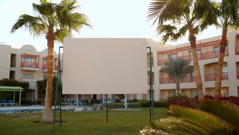 Blank-presentation-screen