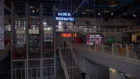 Dentro-Del-Centro-Georges-Pompidou