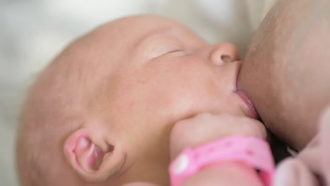 Newborn-baby-breastfeeding