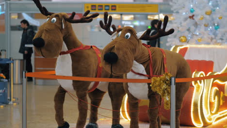 Christmas-decoration-with-reindeer-at-Sheremetyevo-Airport-Moscow