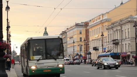 St-Petersburg-Nevsky-Avenue
