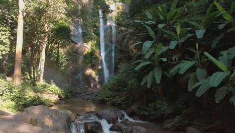 Waterfall-Mork-Fa---A-Majestic-Oasis