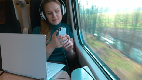 She-always-taking-all-devices-in-the-trip