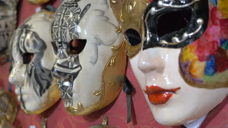 Handmade-Venetian-carnival-masks-on-sale