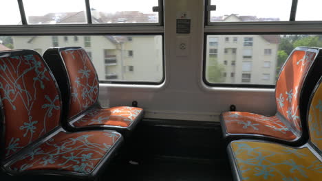 Empty-seats-in-commuter-train