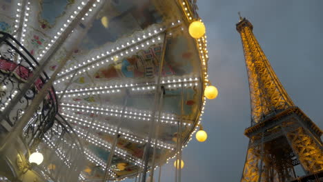 Timelapse-of-spinning-carousel-by-Eiffel-Tower