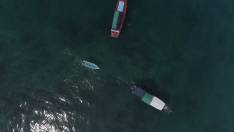 3-Boats-in-Sea