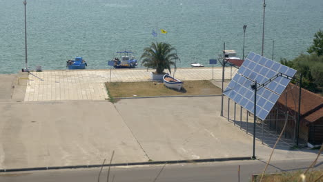 Solar-panel-in-coastal-city