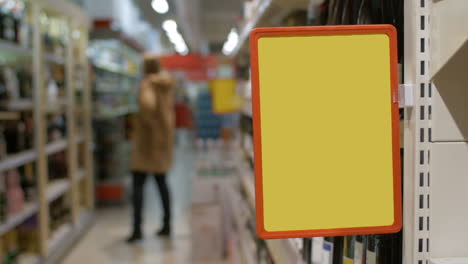 Empty-advertising-board-in-the-supermarket