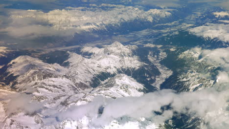 View-of-the-Mountains-from-the-Plane