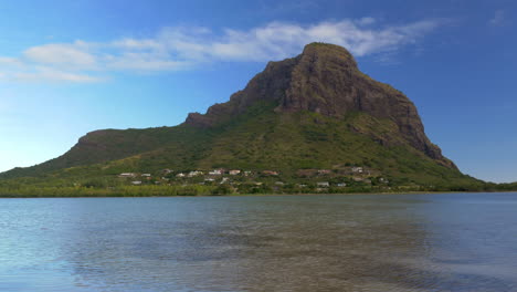 Waterside-view-of-Le-Morne-Brabant-Mauritius