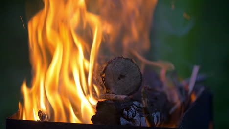 Firewood-burning-in-the-furnace