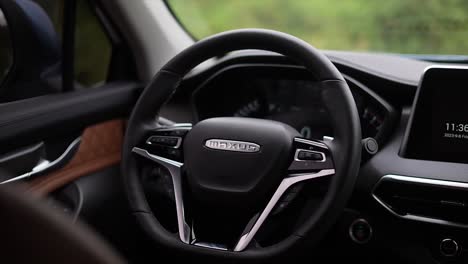 SUV-steering-wheel,-D90,-new