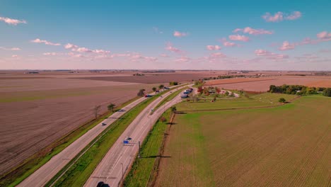 Illinois-Prairie-Rastplatz-Richtung-Norden,-Tolono,-Illinois,-USA