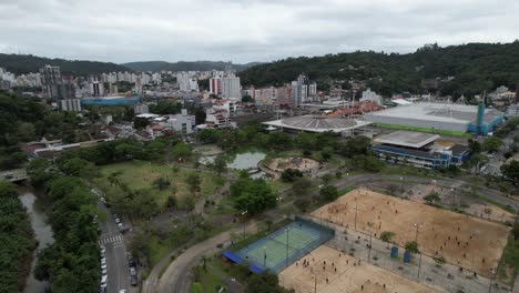 Drone-video-of-Parque-Ramiro-Ruediger,-public-park-in-the-city-of-Blumenau,-state-of-Santa-Catarina,-Brazil