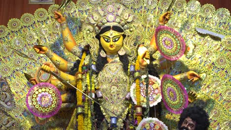 Durga-Puja-Ist-Das-Größte-Fest-In-Indien-Und-Westbengalen