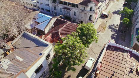 Aerial-Drone-Fly-Above-Latin-American-Colonial-Neighborhood-Streets-in-Santiago-Chile,-Barrio-Concha-y-Toro