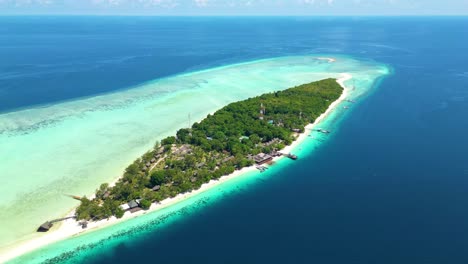 Hyper-Lapse-Der-Tropischen-Insel-Und-Des-Korallenriffs-Von-Oben-Auf-Der-Mamaking-Insel-In-Malaysia