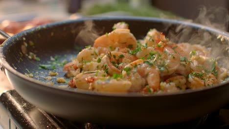 Fresh-Shrimp-Cooking-in-a-Steaming-Skillet-on-Stove