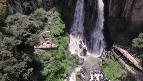 Majestic-Waterfall:-Aerial-Drone-View-of-Nature's-Splendor-in-Puebla-Mountains,-Mexico