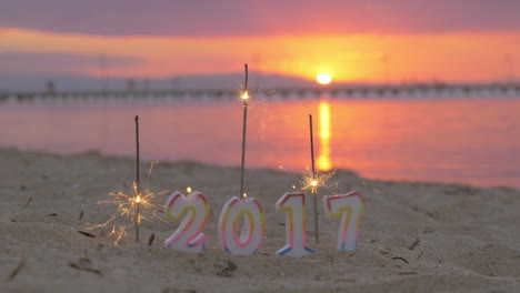 Sparklers-and-candles-2017-on-the-beach