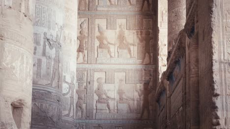 Painted-ceilings-in-the-Temple-of-Dendera,-Egypt