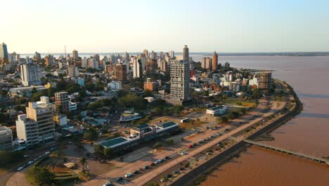 Beautiful-panoramic-view-showcasing-the-enchanting-cityscape-of-Posadas,-Argentina