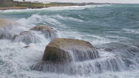 Rosh-Hanikra-coastline-and-sea-waves-crushing-rocks