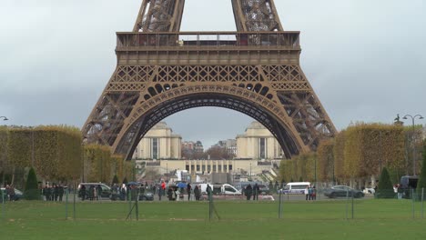Eiffel-Tower-become-a-global-cultural-icon-of-France-and-one-of-the-most-recognisable-structures-in-the-world