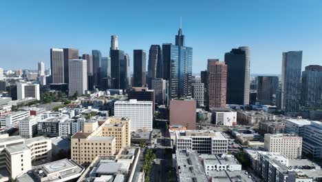 Unternehmenswolkenkratzer-In-Los-Angeles-In-Kalifornien,-Vereinigte-Staaten