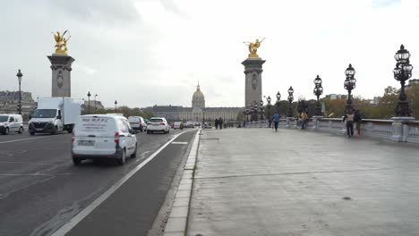 Pont-Alexandre-III-Bridge-connects-the-Invalides-on-the-Left-Bank-to-the-Grand-Palais-and-Petit-Palais-on-the-Right-Bank