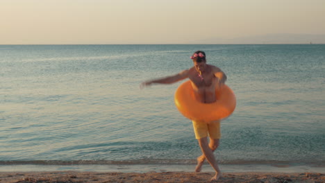 Funny-man-dancing-on-the-beach