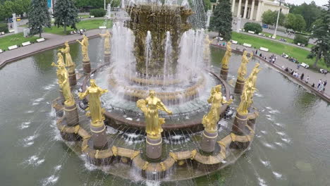 Flying-over-Friendship-of-Nations-Fountain-in-Moscow