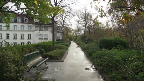 Parisian-Walks-In-Coulee-Verte-Rene-Dumont-Park-in-Early-Morning