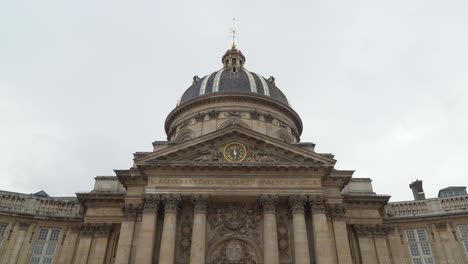 Fassade-Und-Kuppel-Der-Mazarine-Bibliothek