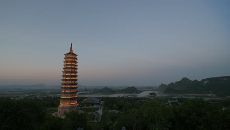 Timelapse-shot-of-evening-coming-to-Bai-Dinh-Temple-Vietnam