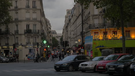 Parisian-narrow-street-in-the-evening