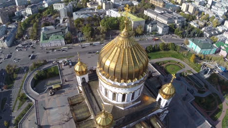 Rundflug-Um-Die-Christ-Erlöser-Kathedrale-Vor-Dem-Hintergrund-Der-Stadt-Moskau-Russland