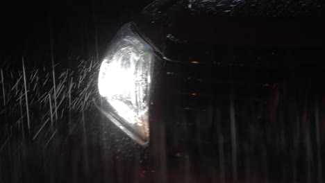 Pouring-rain-in-the-light-of-car-headlamps