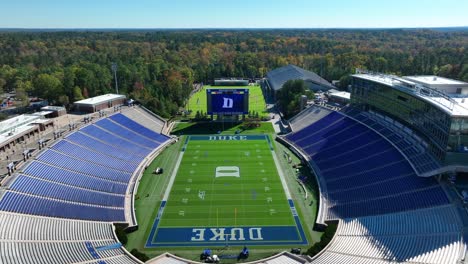 Fußballplatz-Der-Duke-University-Im-Wallace-Wade-Stadium