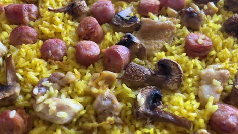 baked-rice-tray-with-meat-and-chickpeas