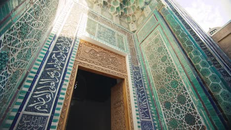 Ciudad-De-Samarcanda-Shahi-Zinda-Mausoleos-Arquitectura-Islámica-Mosaicos-34-De-51