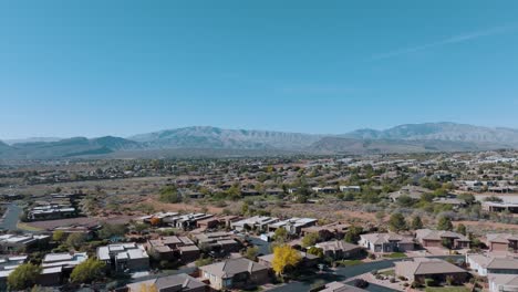 Pullback-aerial-view-of-Ivins,-Utah-in-southern-Utah