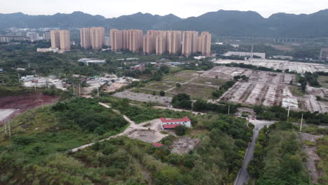 Es-Gibt-Große-Flächen-Unbebauter-Grundstücke-In-Niedrigmietwohnungsgebieten-Lokaler-Regierungen-In-China