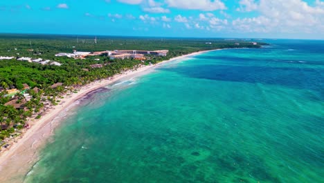 Cancun-Mexiko-Drohnenansicht-Des-Strandes-Des-Karibischen-Meeres