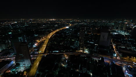 Timelapse-De-La-Vida-Nocturna-En-La-Ciudad-De-Bangkok,-Tailandia.