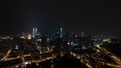 Zeitraffer-Der-Nächtlichen-Beleuchtung-Von-Kuala-Lumpur,-Malaysia