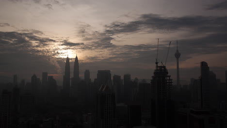 Zeitraffer-Panoramablick-Auf-Die-Errichtete-Moderne-Stadt-Kuala-Lumpur,-Malaysia