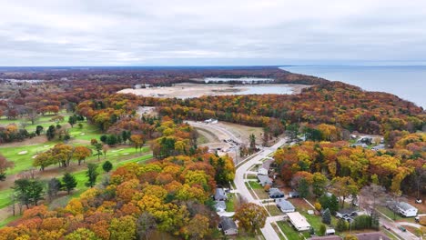 Various-fall-colors-popping-out-under-overcast-clouds-on-the-lakeshore
