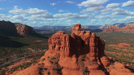 Iconic-Sedona-Bell-Rock,-Red-Rock-State-Park,-Arizona